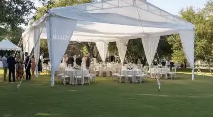 Renta de Carpas con Instalación Profesional Incluida