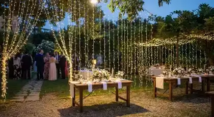 Cascadas LED para bodas y eventos