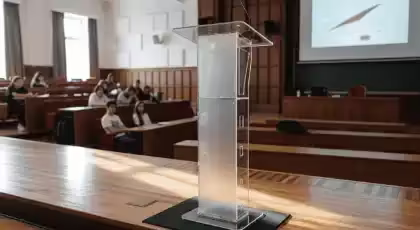 Renta de podium para conferencias