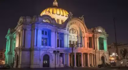 Renta de Iluminación Arquitectónica RGBW para Conciertos