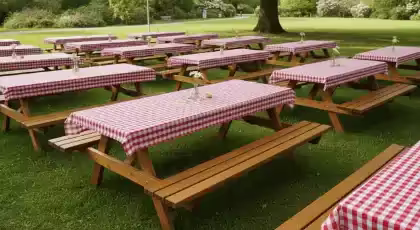 Mesas Picnic con Cojines para Bodas Bohemias
