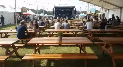 Alquiler de Mesas Campestres para Festivales