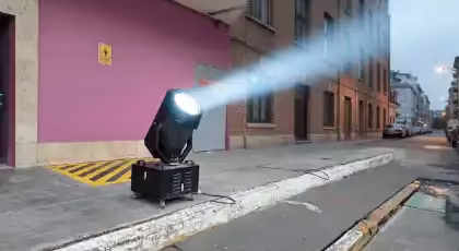 Renta de Iluminación Profesional Exterior para Eventos Nocturnos