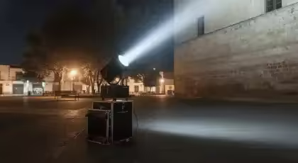 Iluminación Antiaérea para Conciertos al Aire Libre - RESOIL